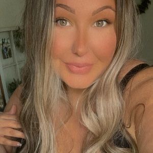 Meet your Posher, Mackenzie